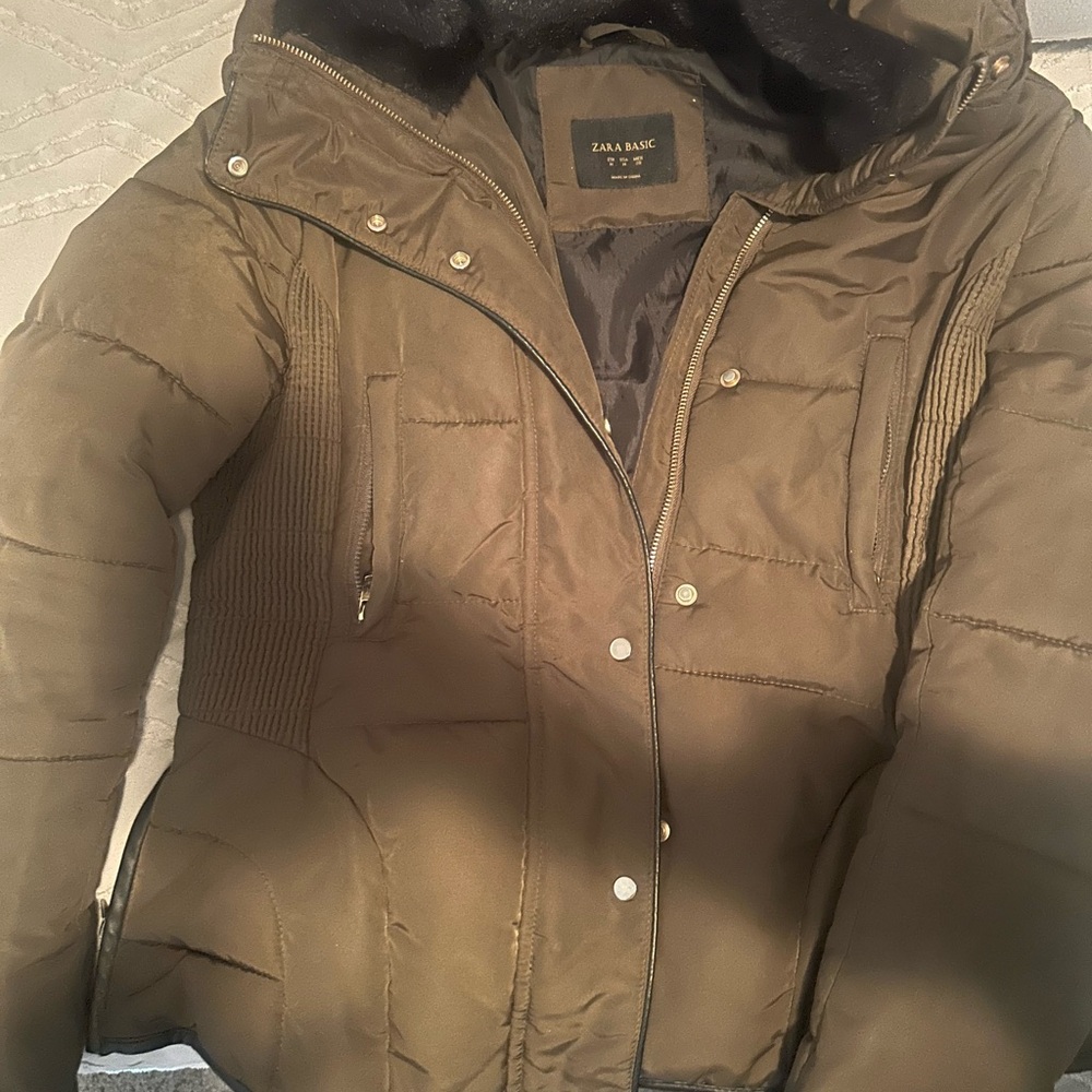 Zara Olive Green Quilted Hooded Puffer Jacket - Picture 2 of 4